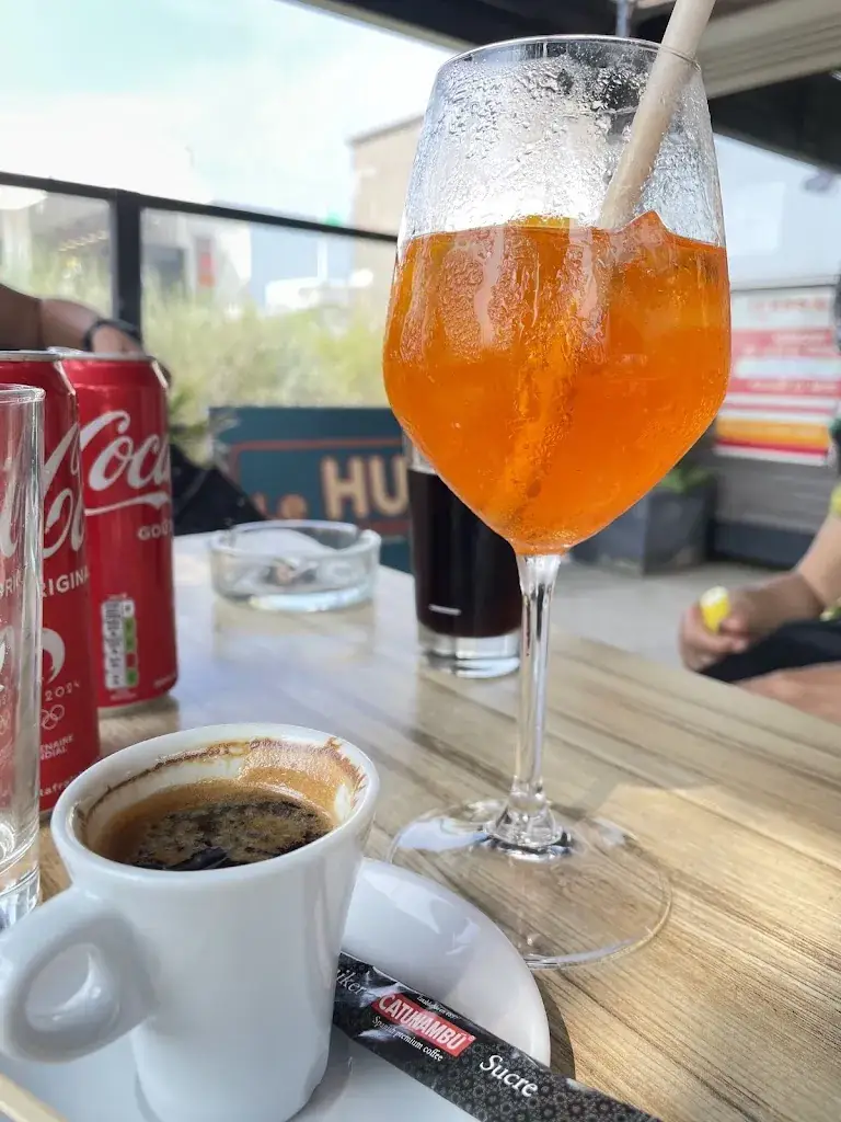 Mihai A_Le HUB_Leffrinckoucke_review