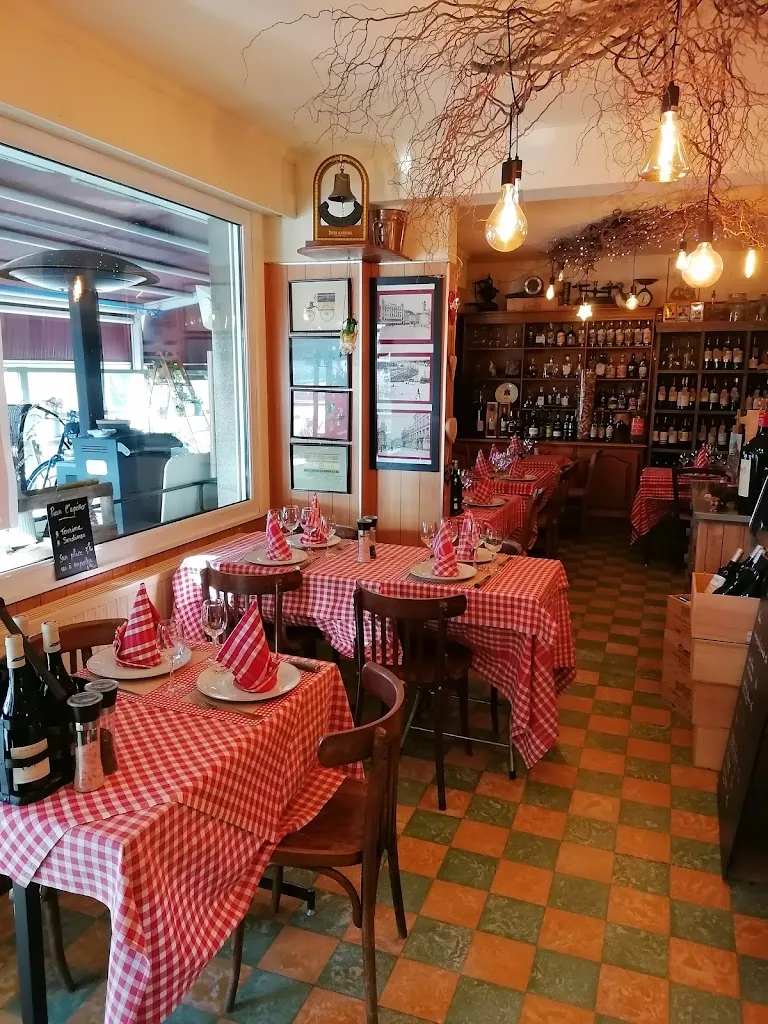 Café Au Bon Coin restaurant in Dunkerque