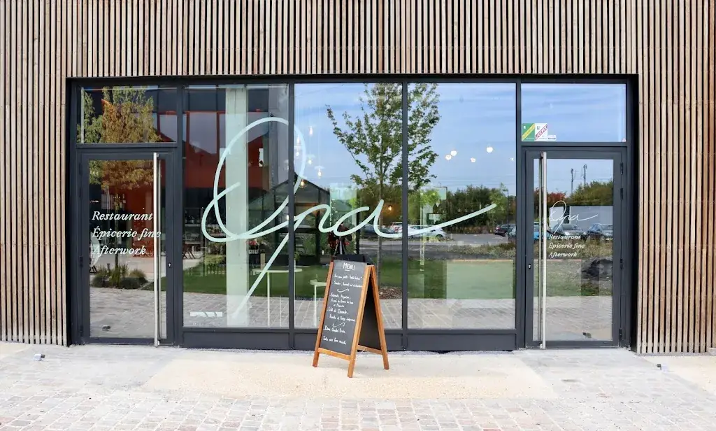 Opa Restaurant restaurant in Lesquin