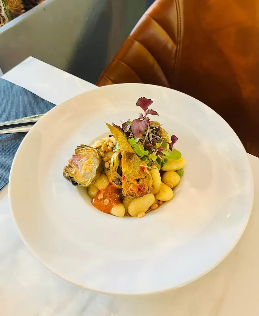 Opa Restaurant_Lesquin_slider_image_3