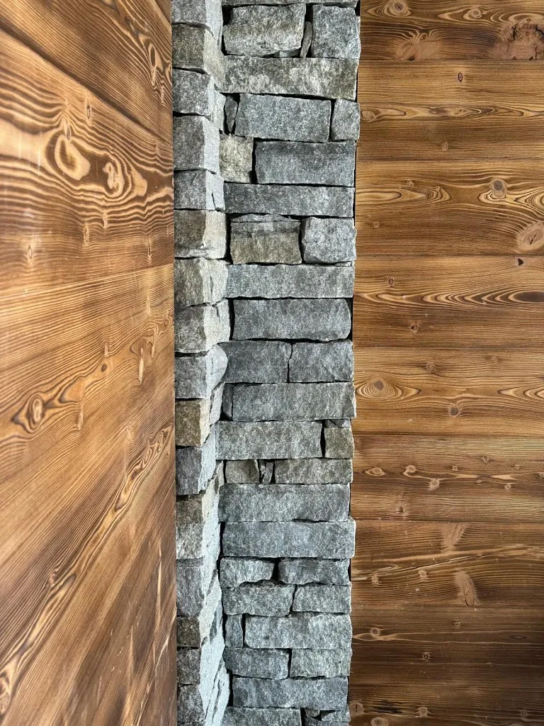 Le Vieux Chalet_Lens_slider_image_3