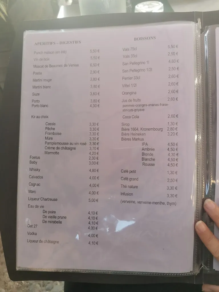 Menu_Restaurant Charleston_Crest_image_2