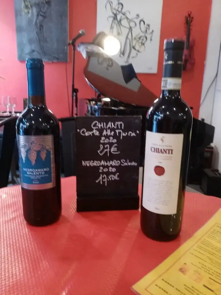 Menu_atelierpubcrest_Crest_image_5