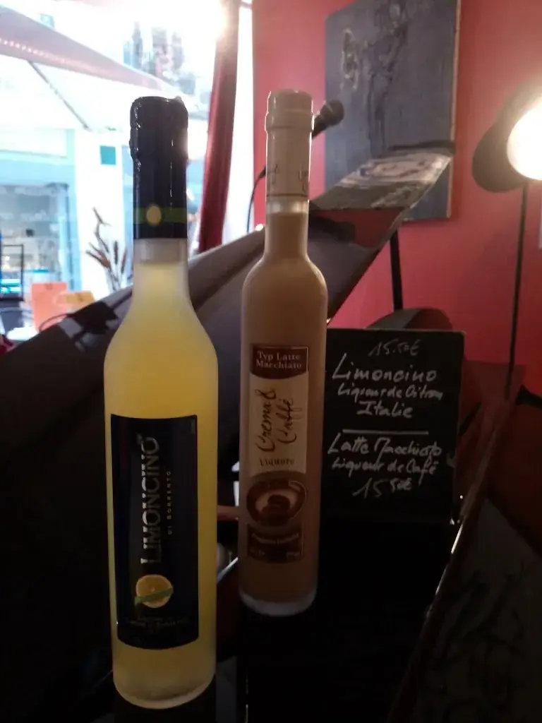 Menu_atelierpubcrest_Crest_image_6