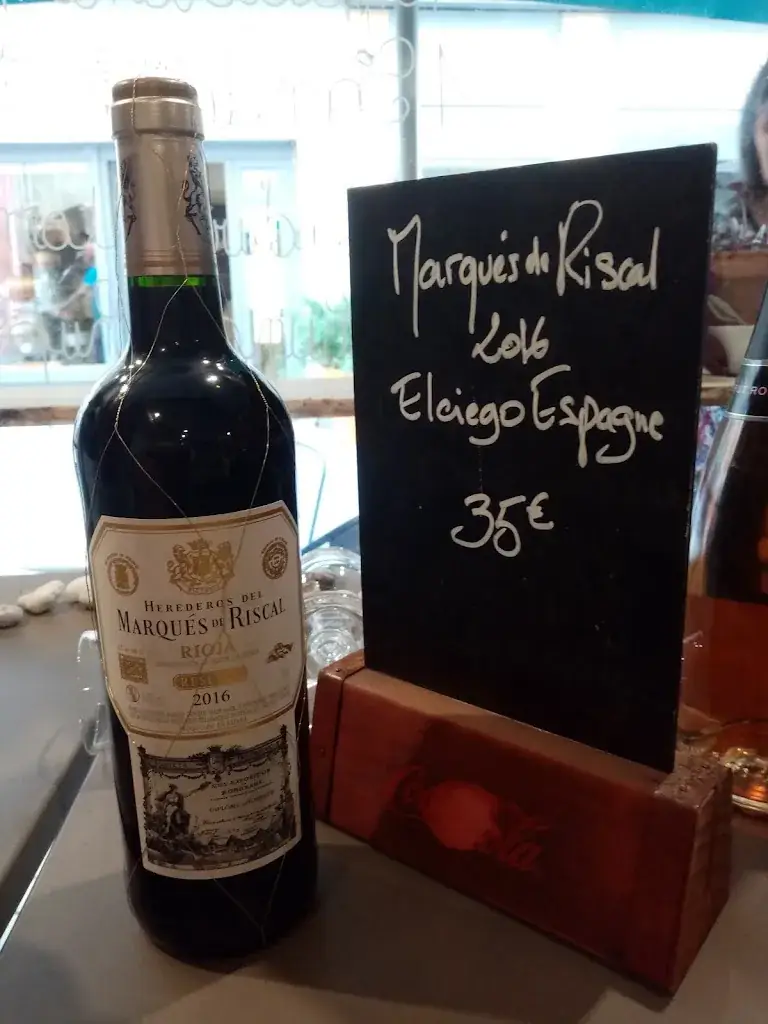 atelierpubcrest_Crest_slider_image_3