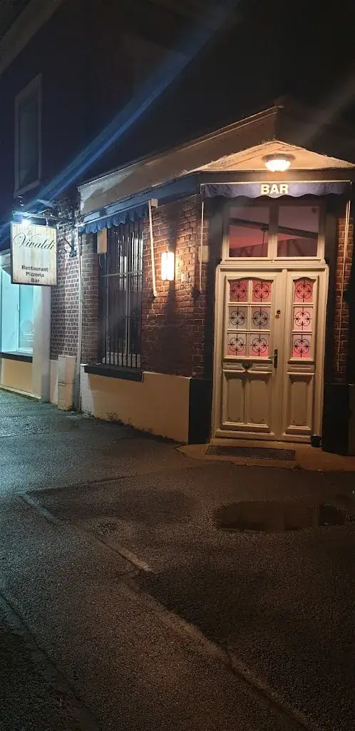 Le Vivaldi Restaurant in Longueil-Sainte-Marie