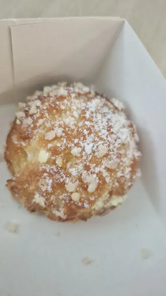 essya Masmoudi_L'atelier de Louis_Longueil-Sainte-Marie_review