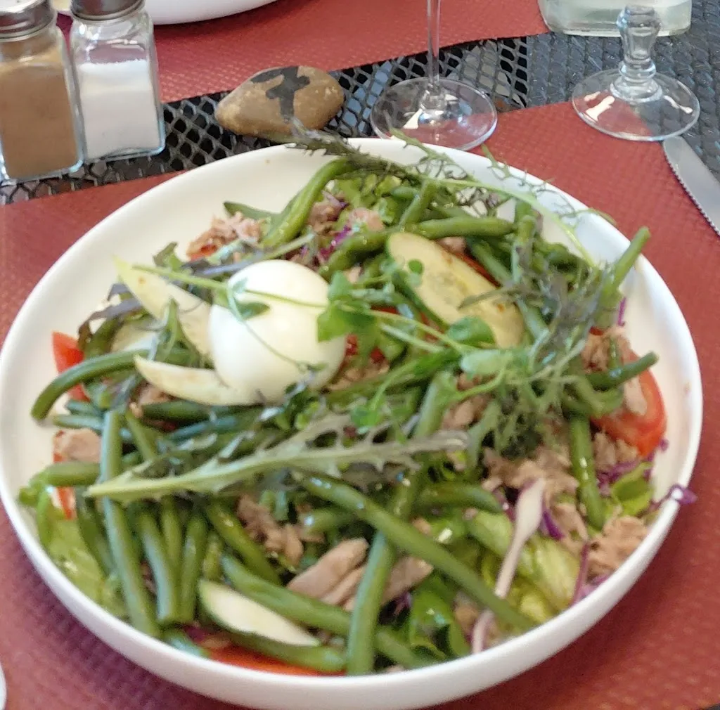 Mireille Guignard_La Petite Adresse_Crest_reseña