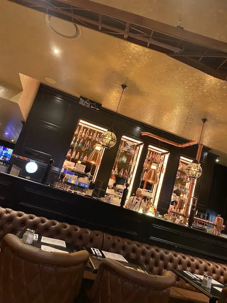 Cathy Dew._Au Bureau Leers - Lys lez Lannoy - Roubaix – Pub Brasserie Restaurant – Afterwork, Burgers, Bières, Sport en direct_Lys-lez-Lannoy_review