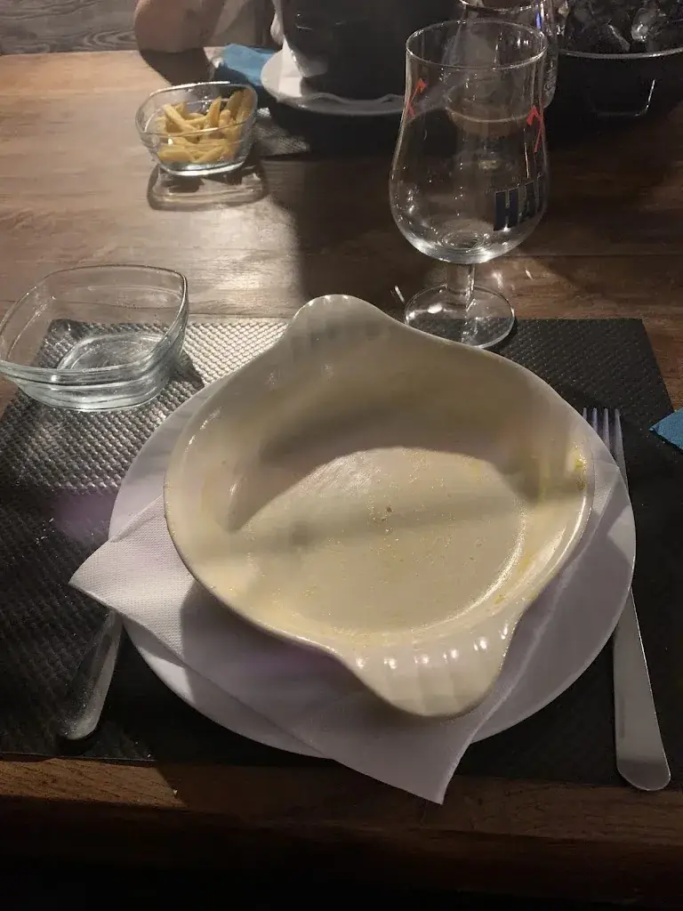 Remy Douriez_RhumRock Taverne_Portel_review