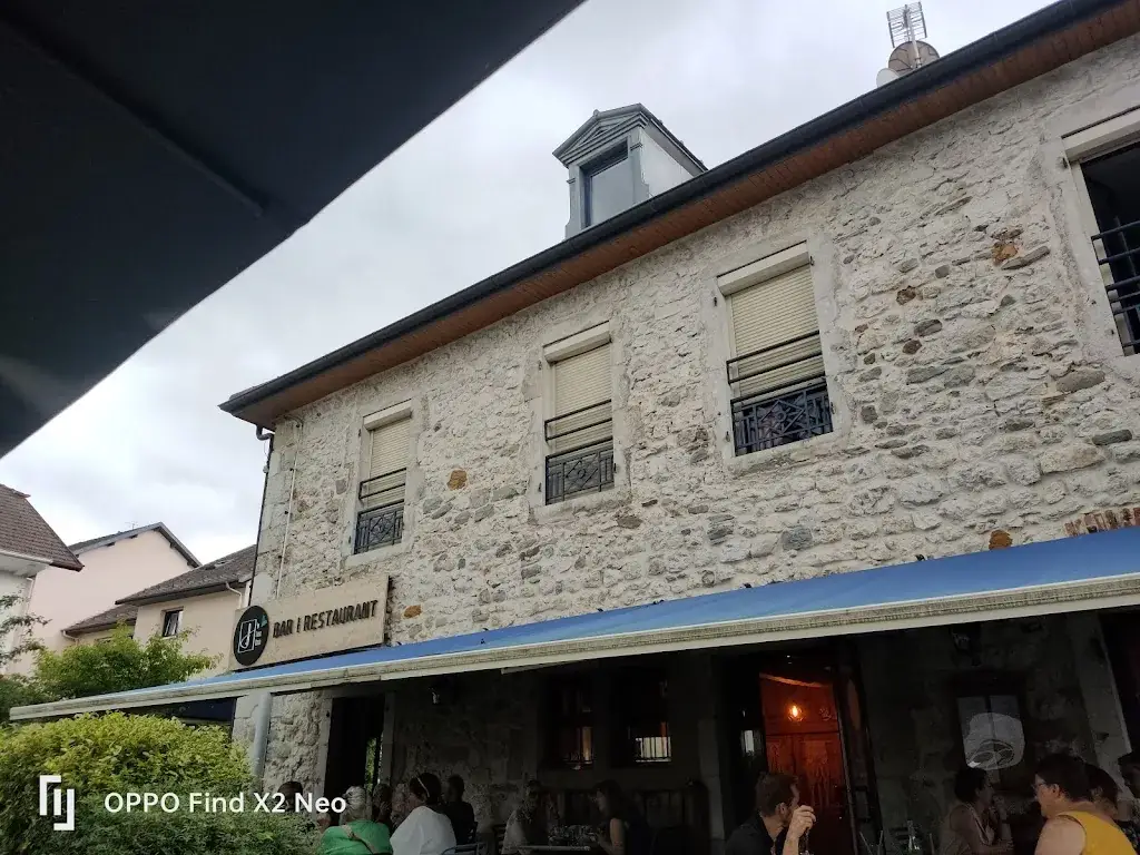 ansard dorothée_la jolie cour_Cruseilles_review