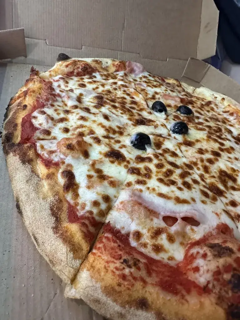 L’Heurt de la Pizza_Portel_slider_image_2