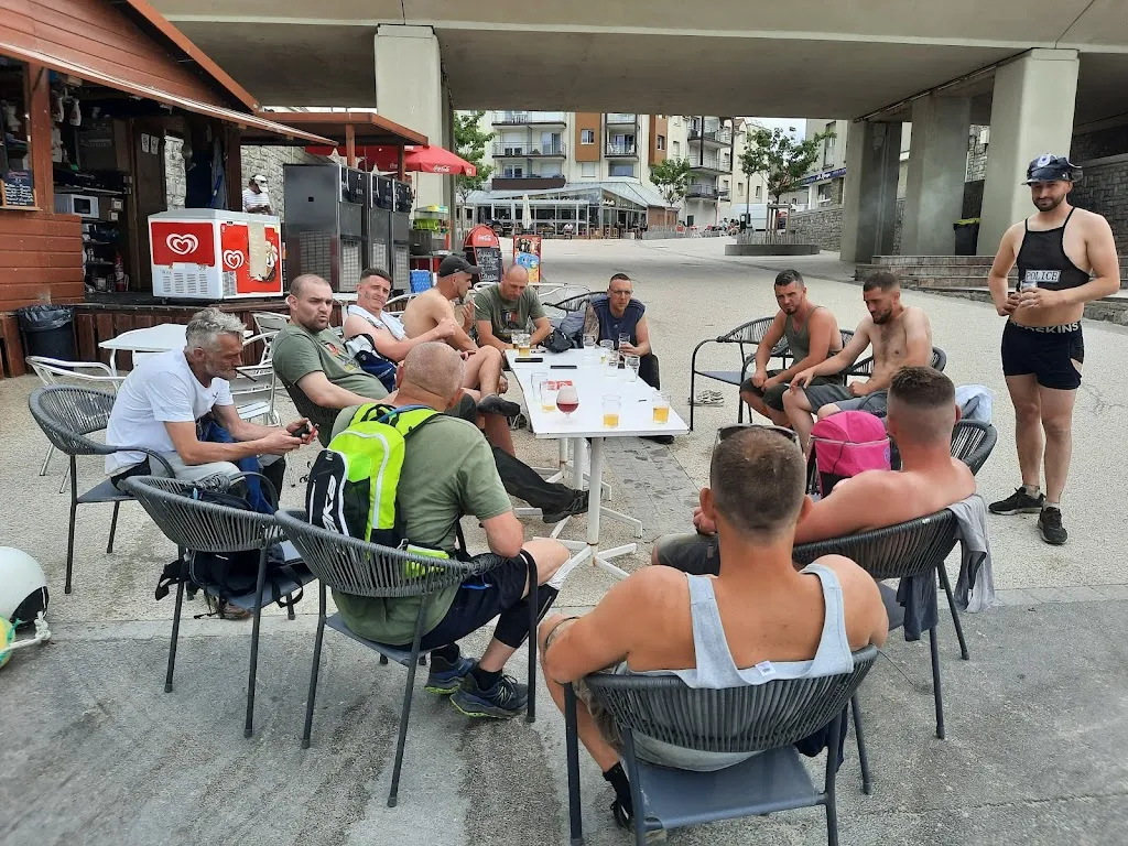 Jean-Marie Capdevila_Aux Chalets du Fort_Portel_review