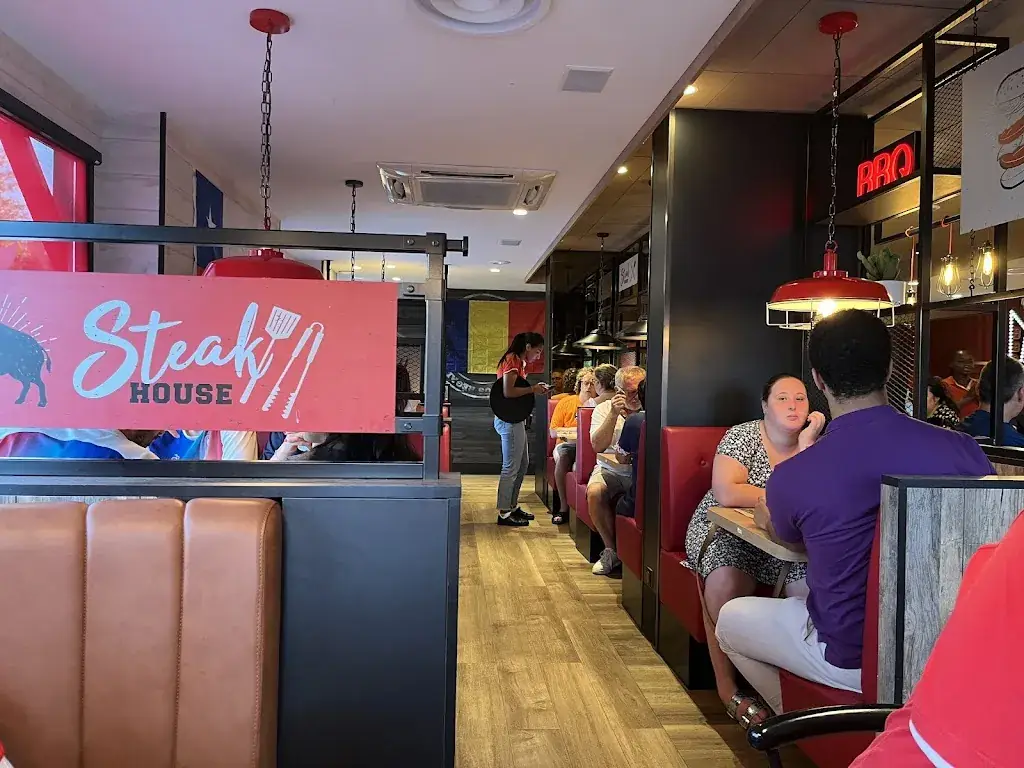 Janos Vass_Buffalo Grill Lezennes_Lezennes_review