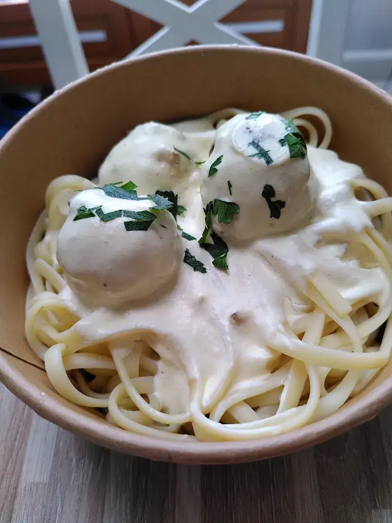 Blandine_Les Belettes_Lezennes_review