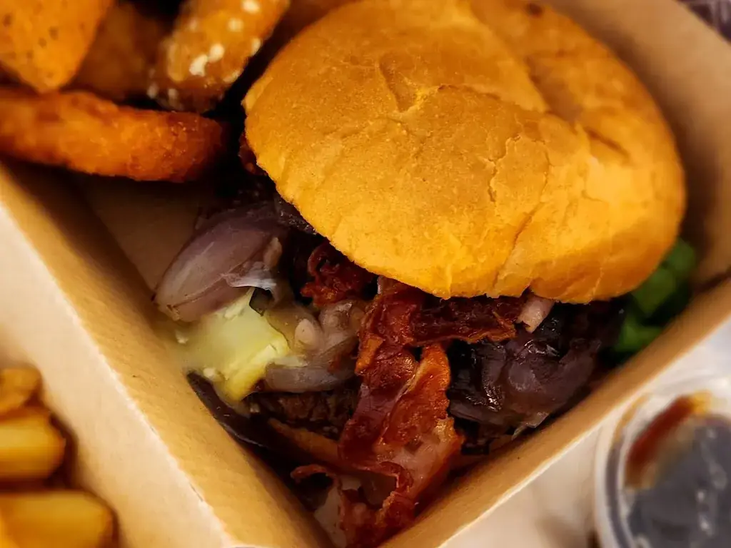 chris schenian_Old Wild West_Lezennes_review