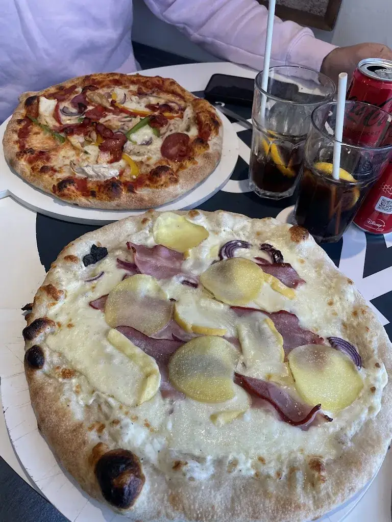 Bethany Megan_le 42_Cruseilles_review