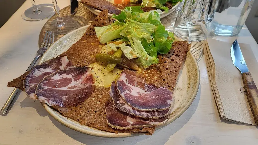 Patrice P._B’Belette_Cruseilles_review