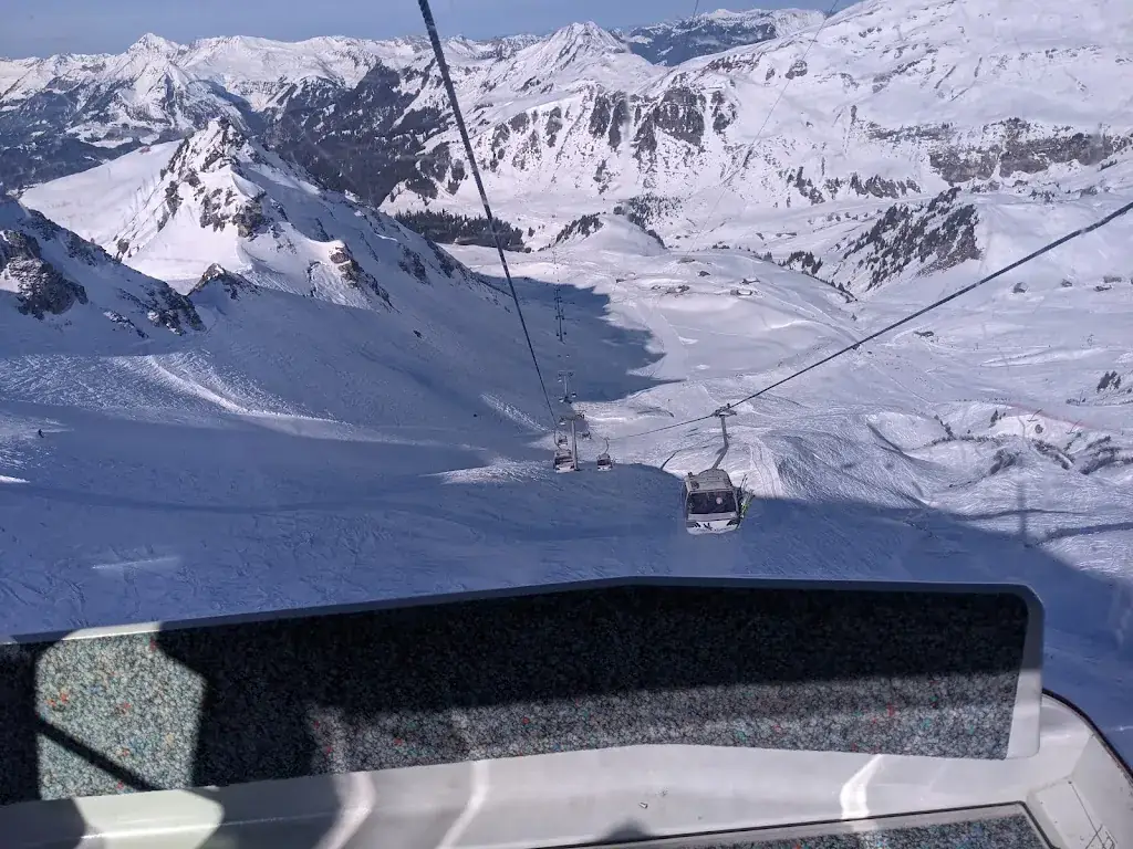 Cary Hart_Panorama Restaurant Alpen tower_Hasliberg_review