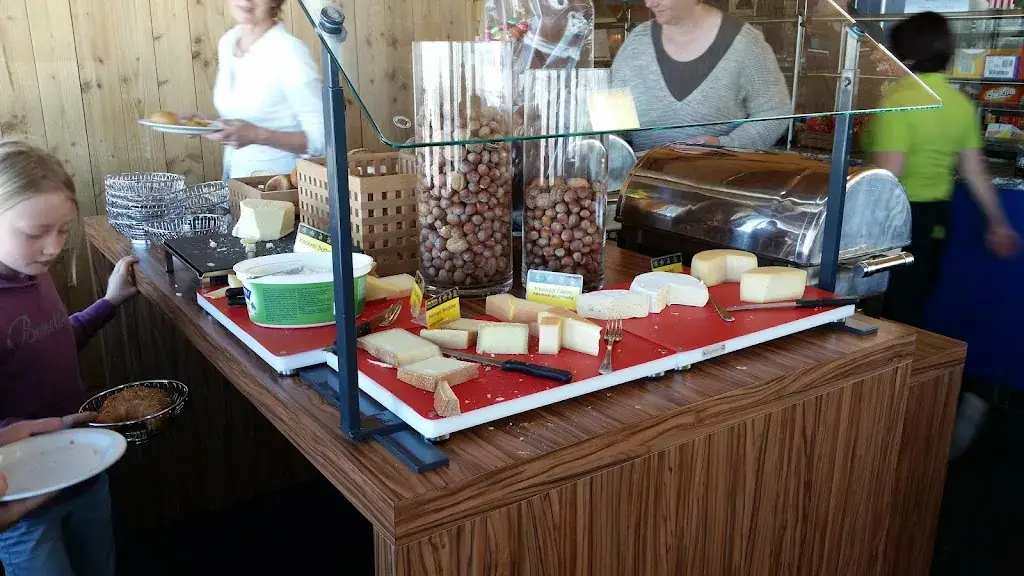 Panorama Restaurant Alpen tower_Hasliberg_slider_image_1