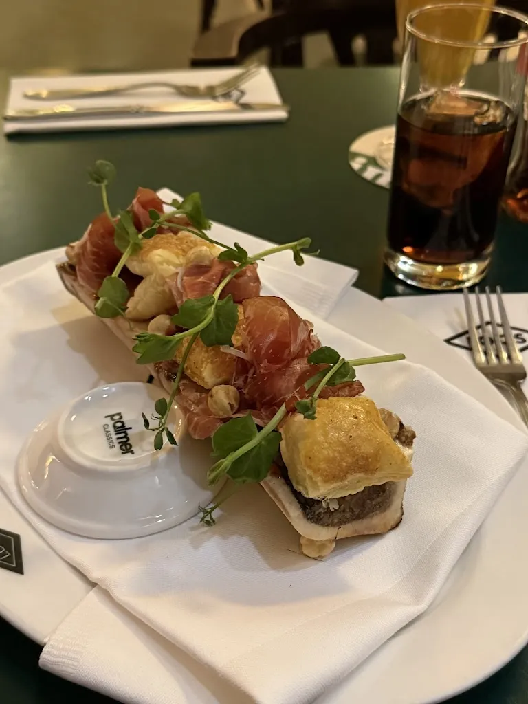 Юля Лайковская_Grand Café-Restaurant Loos_Netherlands_review