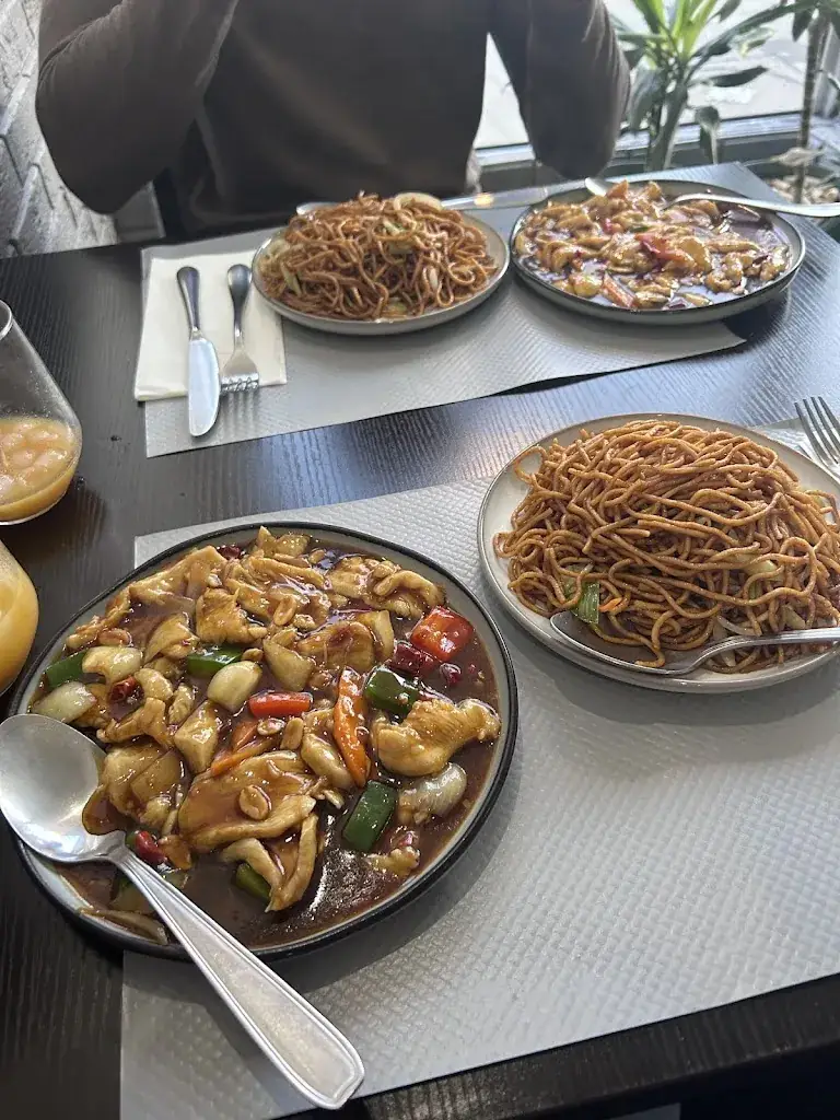 Manon_Restaurant Chen_Loos_review