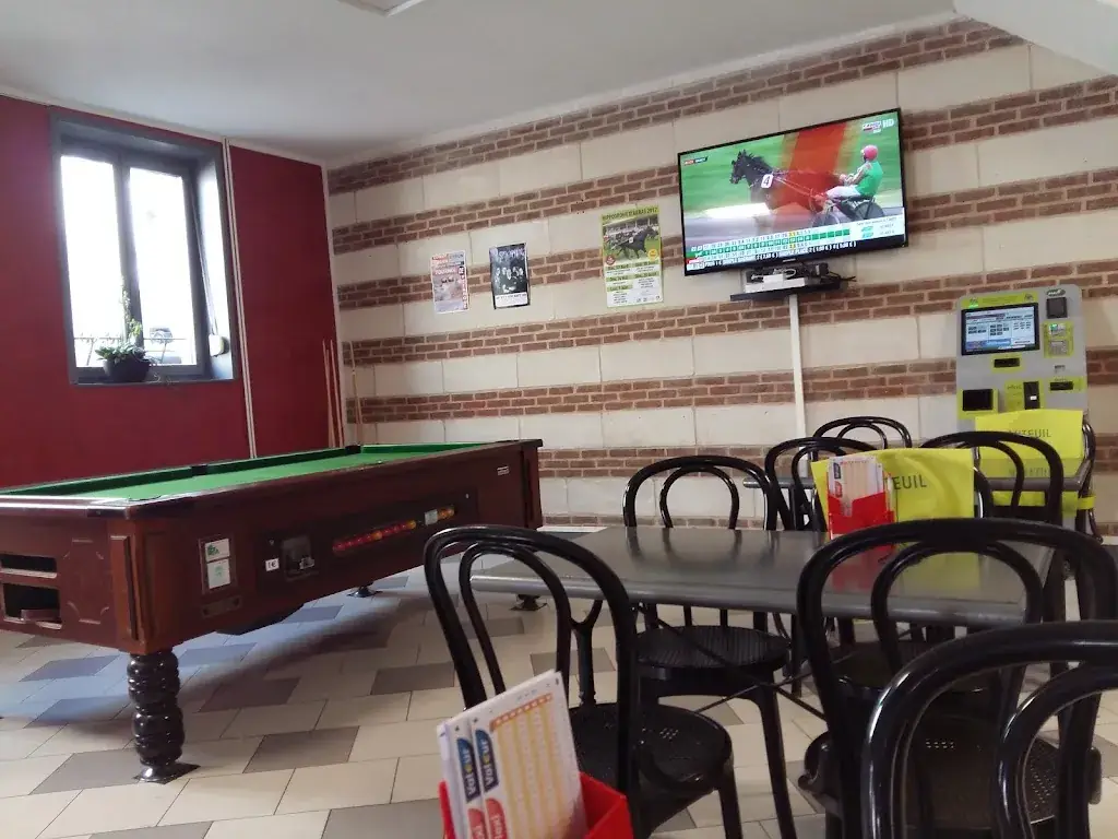 Cafe Des Sports ristorante a Marœuil