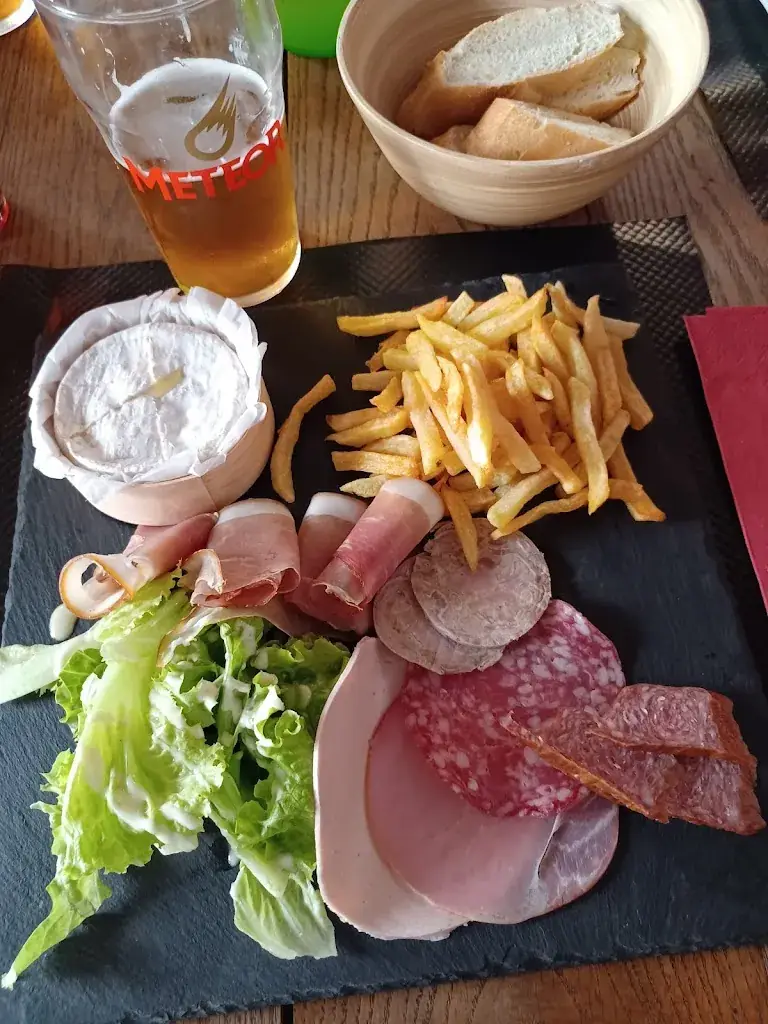 Menu_Estaminet Restaurant « L affaire Lucie K »_Marle_immagine_7