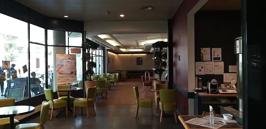 Carlos Rey_Pause-Café_Marly_avis