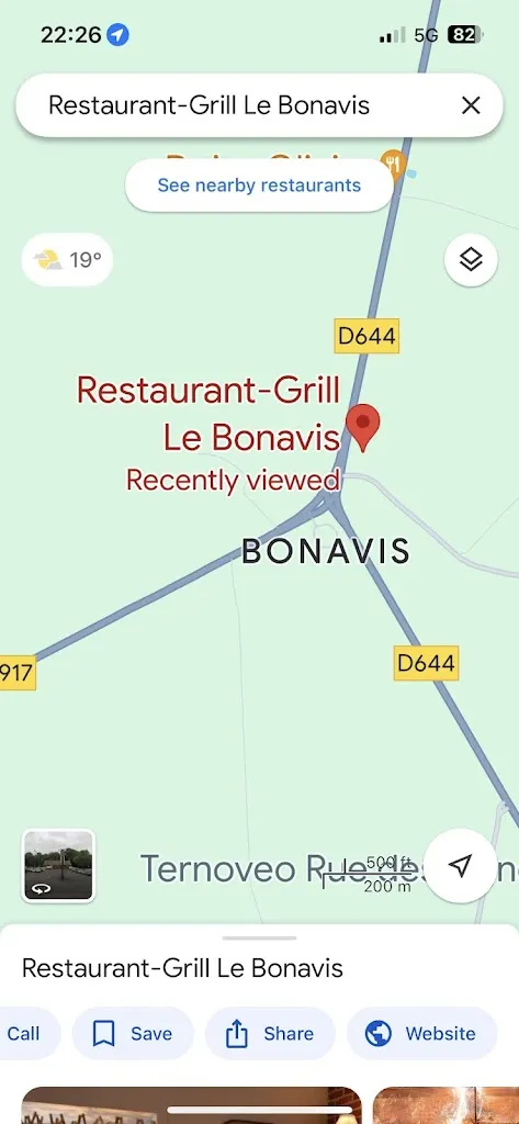 nichola haacke_Restaurant-Grill Le Bonavis_Rues-des-Vignes_review