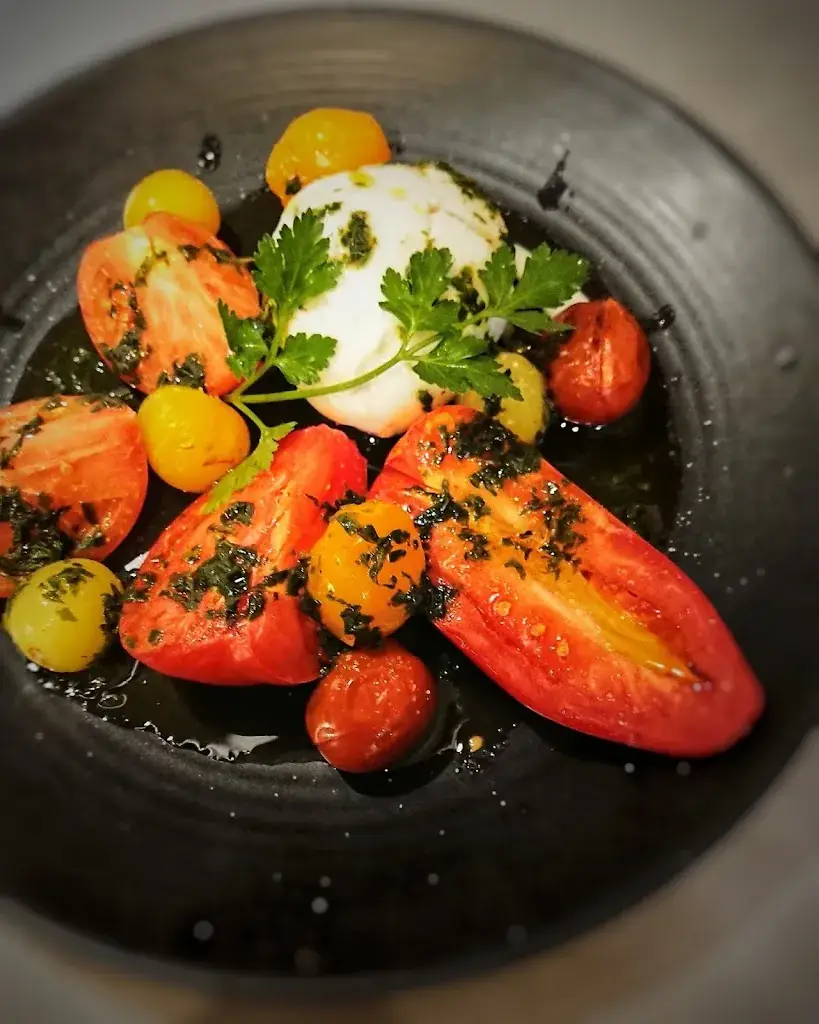 Auberge de Pailly, la Croix-d'or_Pailly_slider_image_3