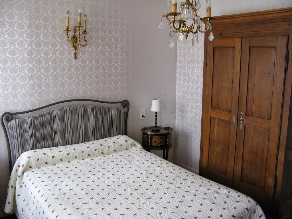 BULGNEVILLE- Le COMMERCE-Restaurant et Chambres_Bulgnéville_slider_image_2