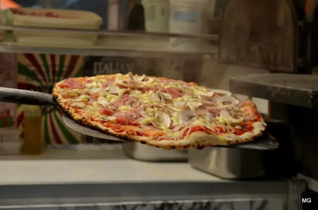 Menu_Benito's pizzacotta_Masny_image_3