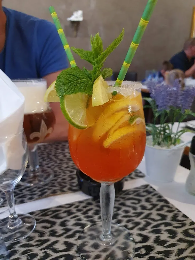 Emmanuelle GRAUX_La Pevele_Mons-en-Pévèle_review