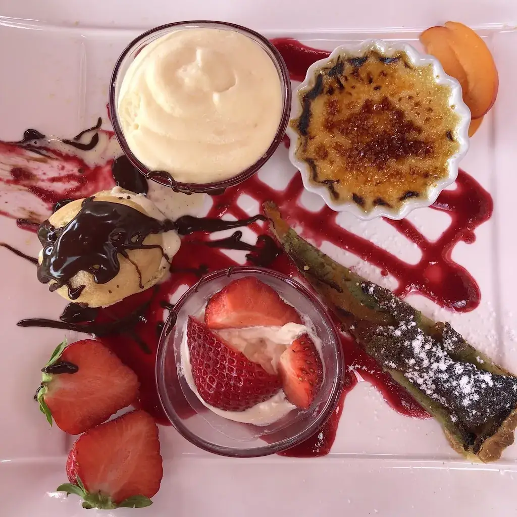 moe delaitre_Chez Mamies_Montreuil-aux-Lions_review