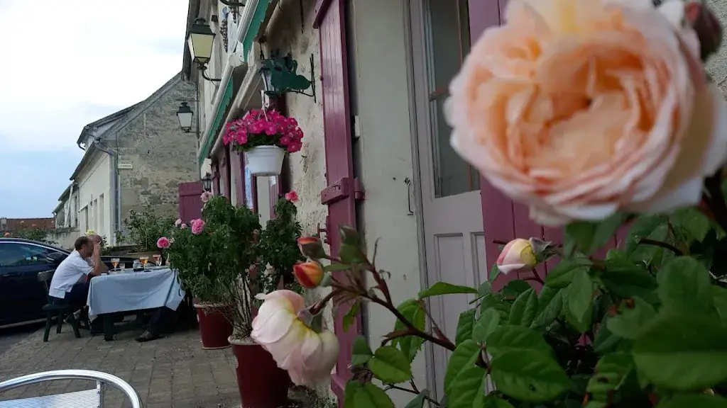 Joyce Good_Auberge de la Vallée_Morienval_review