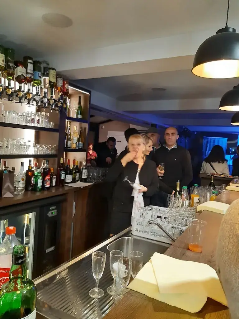 Café des Sports_Milly-sur-Thérain_slider_image_1