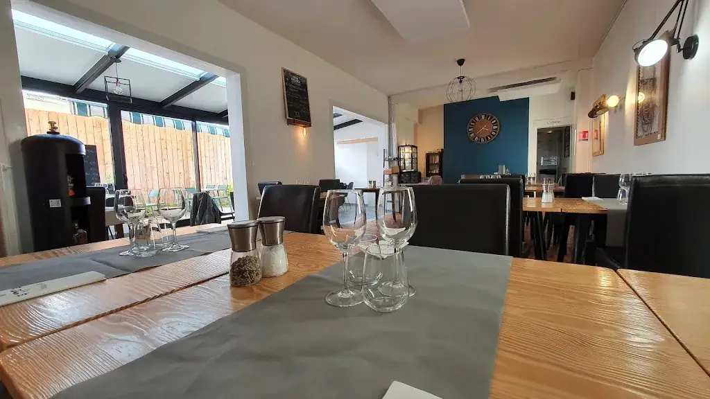 Restaurant Le Douze restaurant in Moreuil