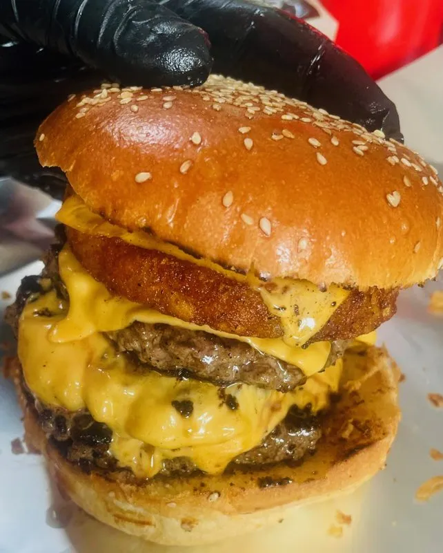 Finest Food Truck_Moreuil_slider_image_2