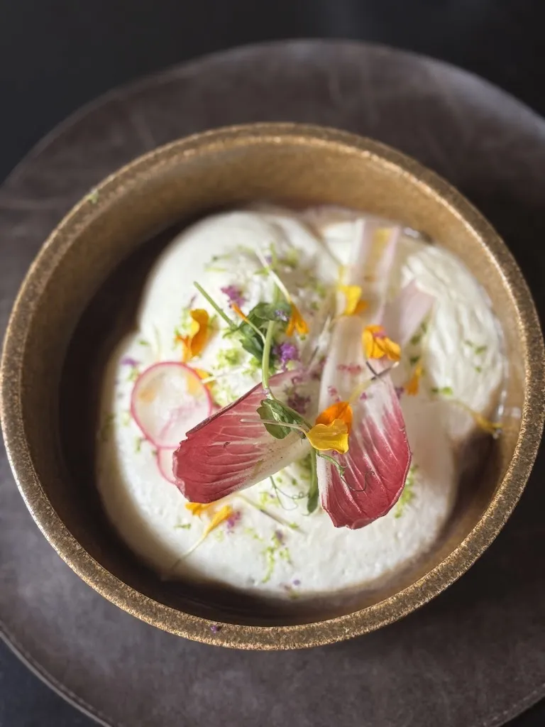 morgane autret_La Quincaillerie_Nesles-la-Vallée_review