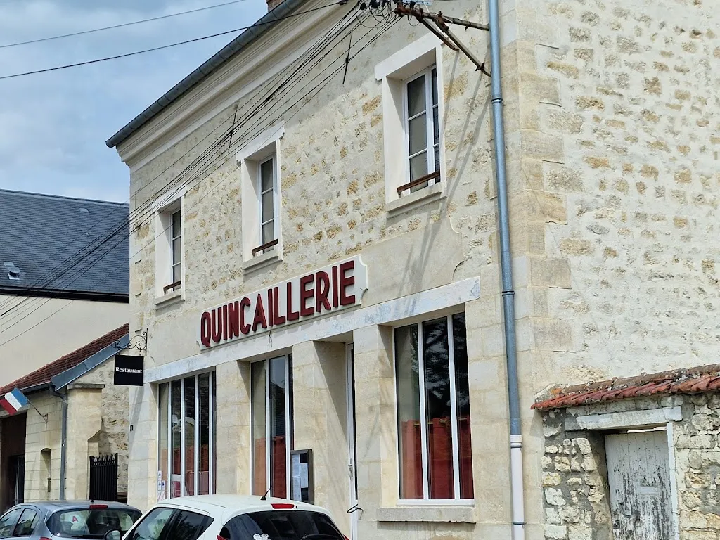 La Quincaillerie restaurant à Nesles-la-Vallée