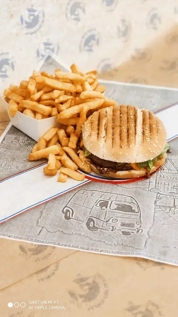 La Friterie de mag restaurant in Nesle