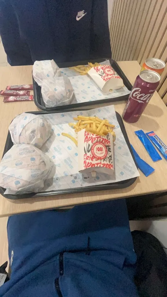 Menu_POINT BURGER_Clermont_image_8