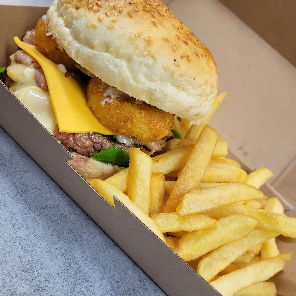 L artisan burger restaurant in Nesles