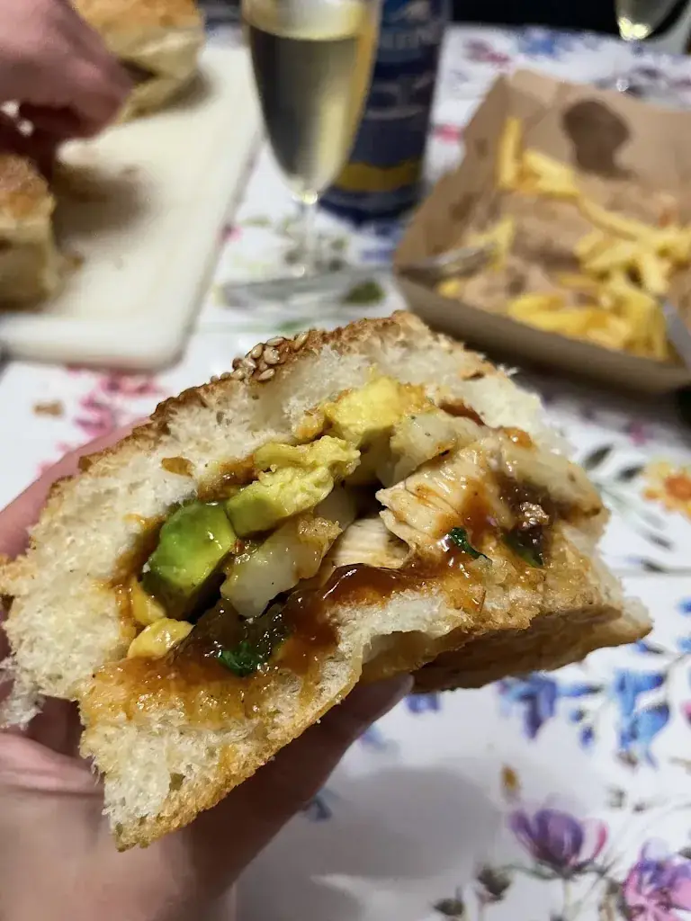 L artisan burger_Nesles_slider_image_3