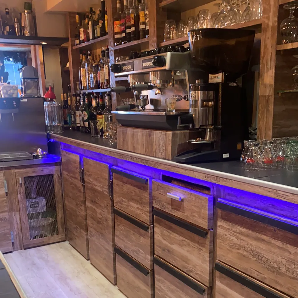 RESTAURANT LE TAVAILLON restaurant in Combloux