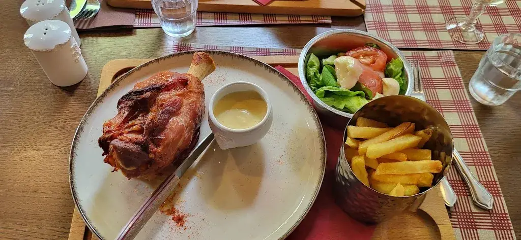 Estaminet du Chemin Vert_Neuville-en-Ferrain_slider_image_3