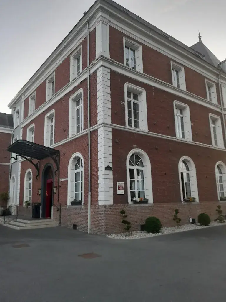 Lise Poly_Le Cercle_Nœux-les-Mines_review