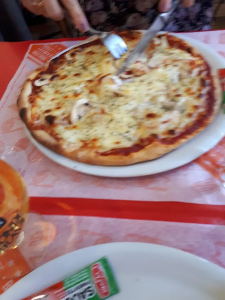 La Taverne - Café du Moulin_Neuilly-Saint-Front_slider_image_2