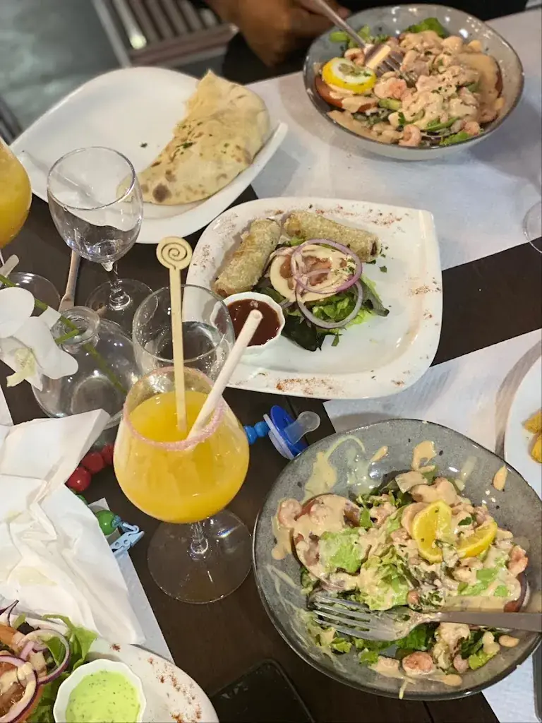 Salar Bhatti_Restaurant - La Palme_Nogent-sur-Oise_review